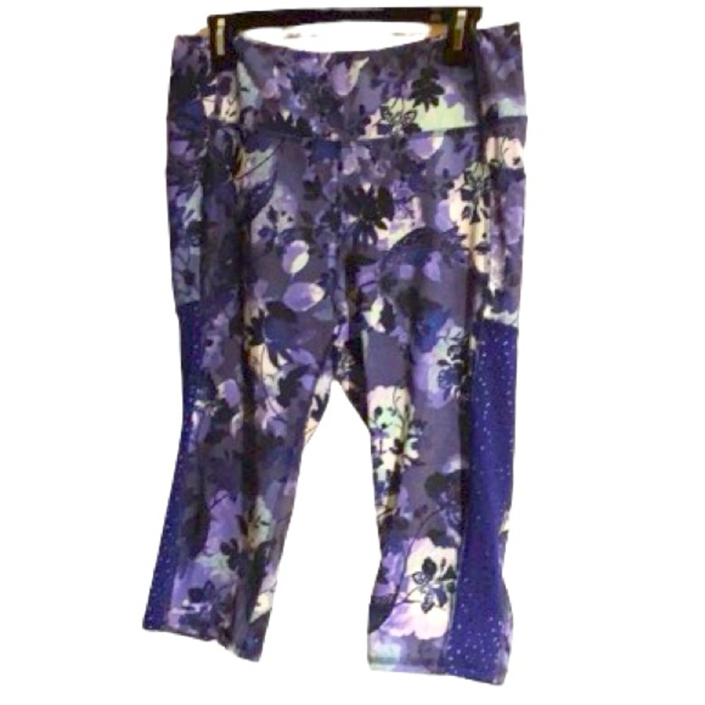 Performance exercise crop leggings!!!